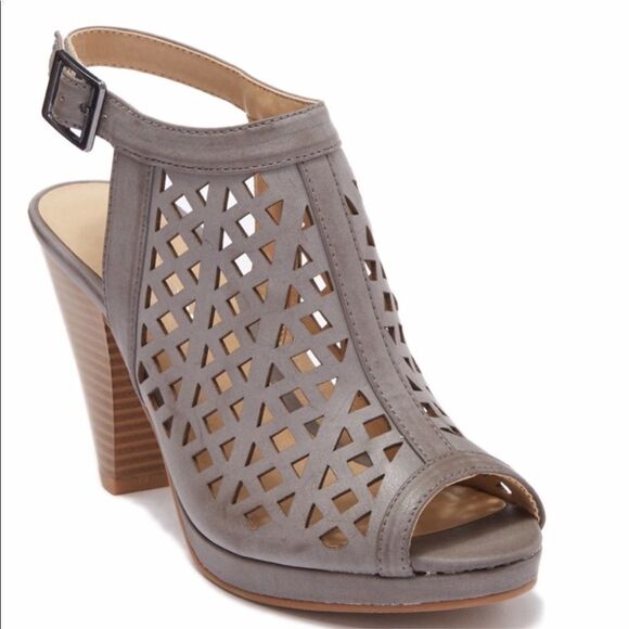 Gray Peep Toe Laser Cut Out Ankle Strap Woodgrain Heel Sandals NEW - Picture 1 of 5